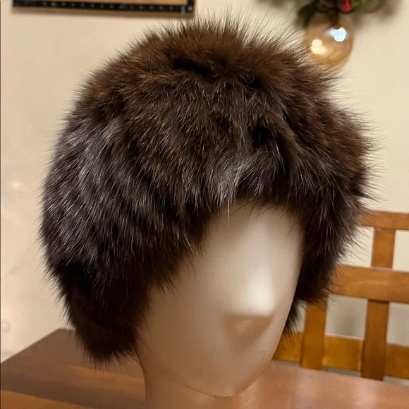 Brown Fur Hat, mink real brown fur, woman hat, new, România - Picture 2 of 11